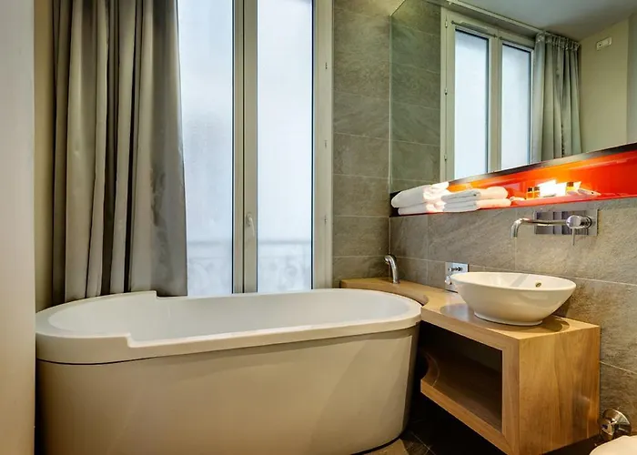 Elixir Hotel