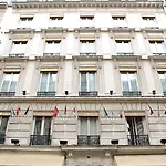 Elixir Hotell 3*